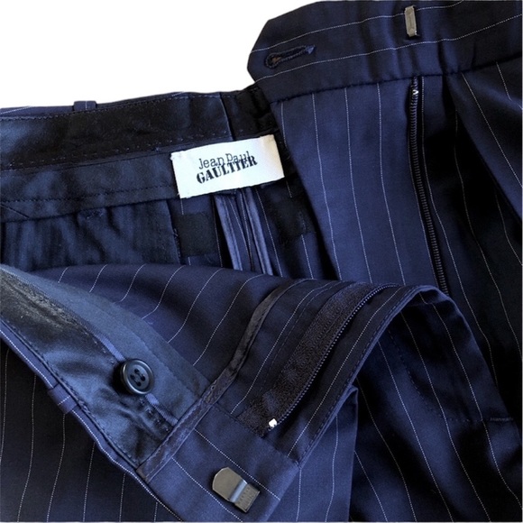 Jean Paul Gaultier dark navy pinstriped knee length pants - Picture 7 of 10